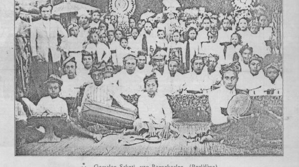 Sekati-Bungkulan-De-Toonkunst-van-Bali-e1601438250675