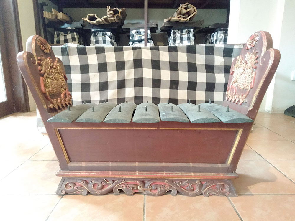 javanese-gamelan-demung